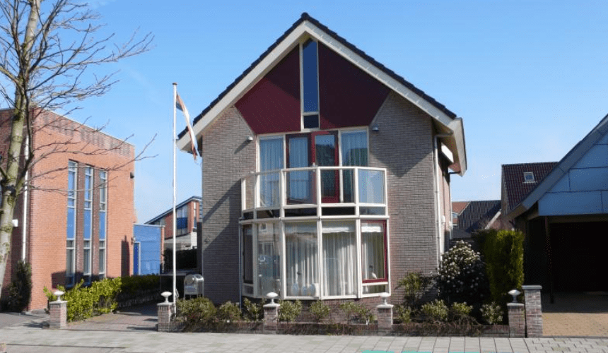 Kuiters timmerfabriek BV sinds 1926, kozijnen, gevelbekleding, renovatie, restauratie, verduurzaming woning, circulaire kozijnen, aanbouw, uitbouw, nieuwbouw, innovatie kozijnen, eco kozijnen, isolerende kozijnen of ramen, energiebesparende kozijnen, luiken van hout