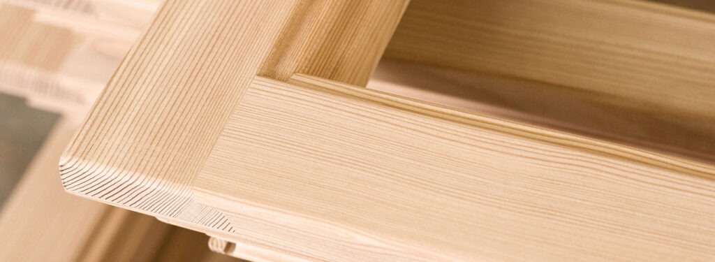 vurenhout, houtsoort vuren, vuren kozijnen, vurenramen, vuren deuren, kozijn van vuren,