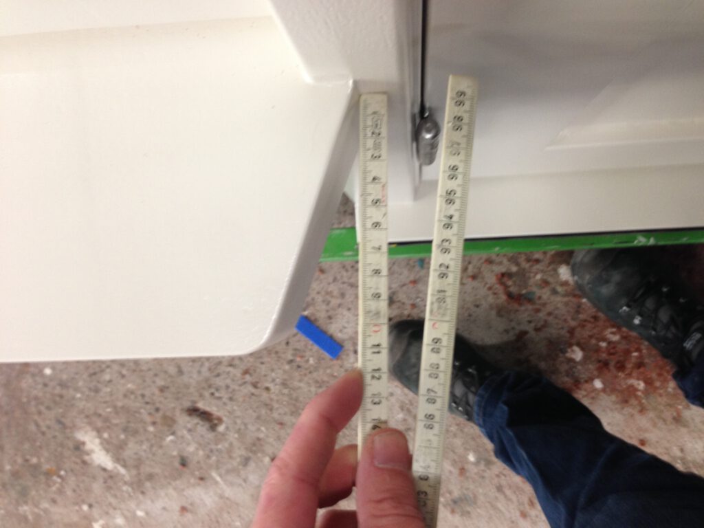 authentieke kozijnen, Hollandse kozijnen, nostalgische kozijnen, traditionele kozijnen, gevelkozijnen, hardhouten pui, pui, houten pui, buiten schuifpui, verticale schuiframen, houten schuifraam, Accoya ramen en kozijnen,