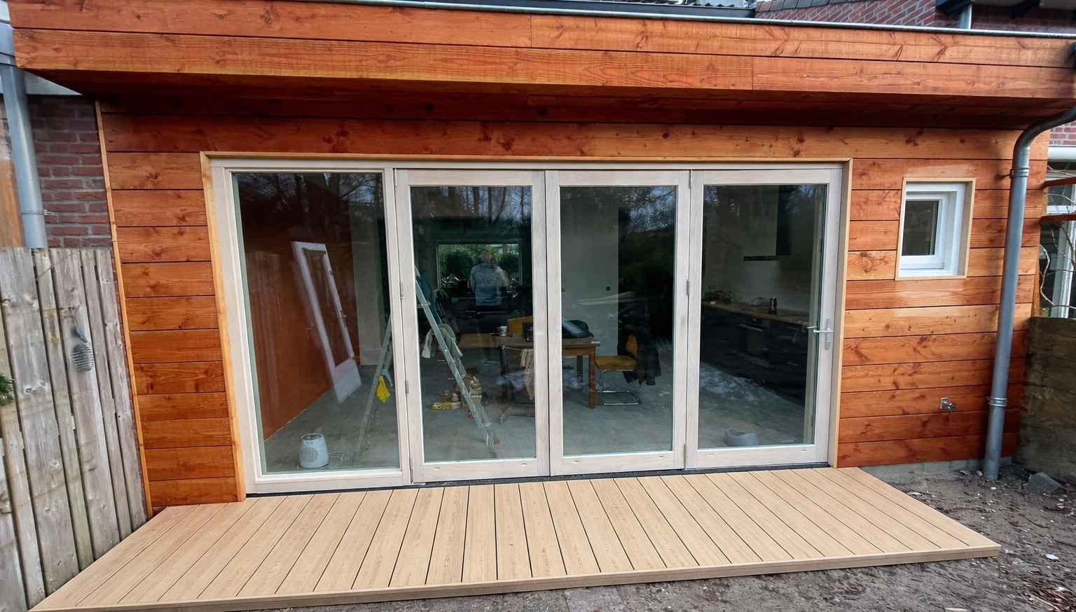 harmonica deuren, vouwdeuren, harmonica pui, vouwpui, harmonica vouwdeuren, houten vouwpui, buiten schuifpui, houten harmonica schuifpui, Accoya harmonica vouwdeuren