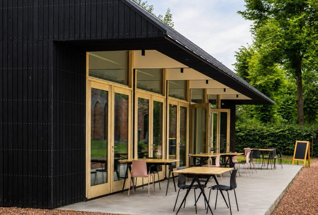 Accoya volhout, Accoya blank, Accoya transparant hout, deuren, Accoya onbehandeld, Accoya terrasdeuren, Accoya tuindeuren, Schuif deuren van Accoya, Accoya hef schuifpui, kozijnen van hout, houten kozijnen, houten deuren, houten ramen, deur van hout, duurzame kozijnen